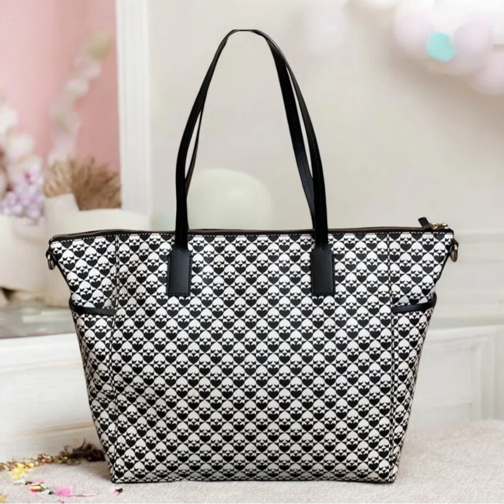 Kate Spade New York Adaira Baby Bag Penn Place Vinyl Black/White Print ♠️ - Picture 4 of 16